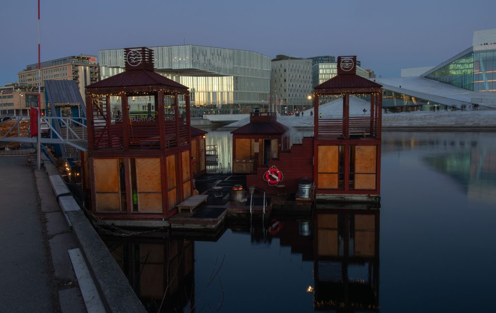 view_to_opera_house_from_saunas
