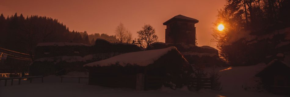view_from_bran_castle_sunset