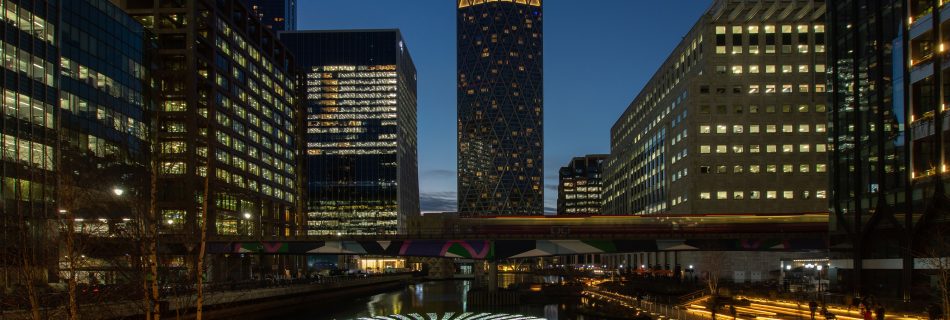 eden_dock_canary_wharf_at_night