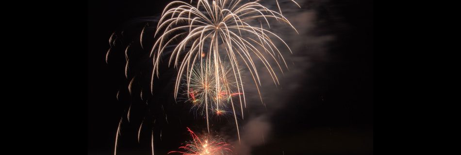 ireworks-exploding-over-plymouth-sound-national-championships